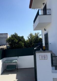 Charneca de Caparica e Sobreda House | Lisbon Coastal Retreat
