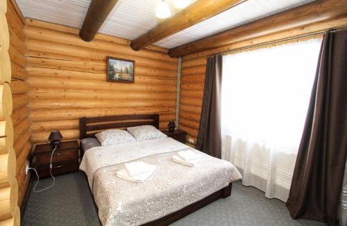 Vorokhta Cabin | Lisova kazka
