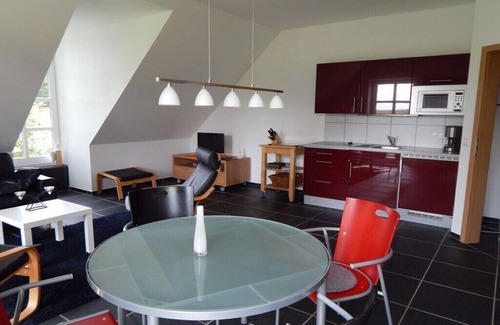 Zehna House | Listen to silence Comfortable holiday residence