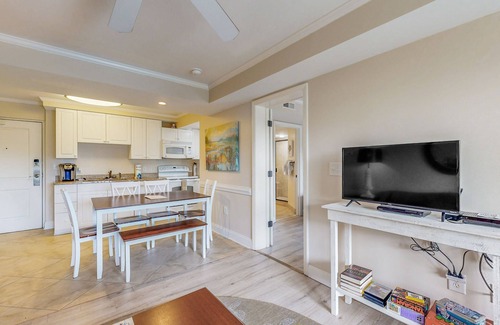 North Litchfield Beach Condo | Litchfield condo with lazy river, pool, hot tub, beach access & water park