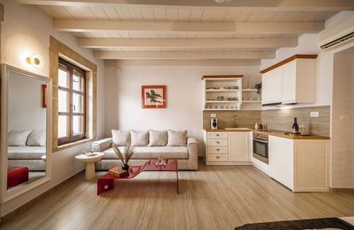 Old Town Apartment | Lithinon Luxury Suites