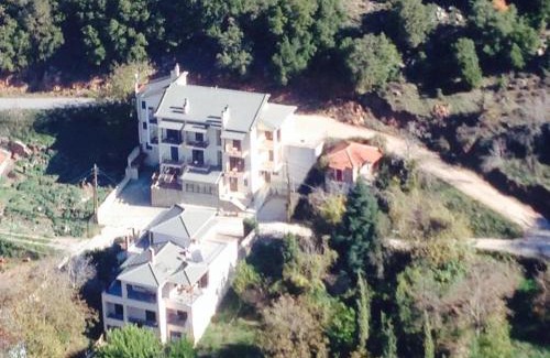 Kalavrita Hotel | Lithos Villas Kalavryta
