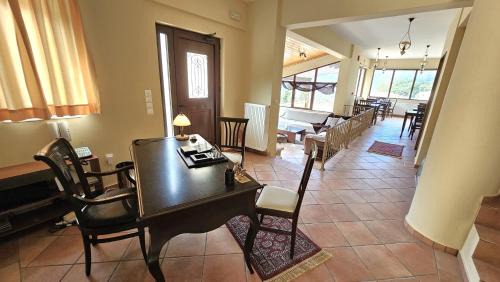 Kalavrita Hotel | Lithos Villas Kalavryta