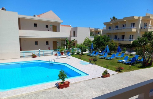 Agia Apartment | Litinas Apt with pool & balcony with garden view