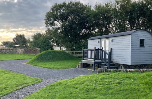 Oxenhope House | Little Acre
