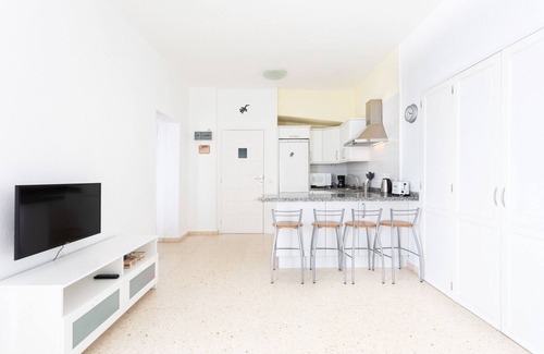 Santa Cruz de Tenerife Apartment | Little Beach Paradise Las Gaviotas