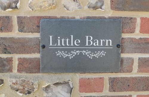 Charminster House | LITTLE BARN, with a garden in Charminster