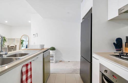 Little Bay Apartment | Little Bay Haven-Stylish Coastal Apartment