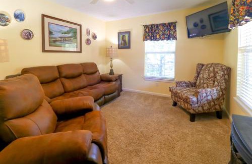 Helen House | Little Bear Retreat 1