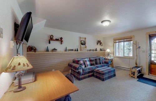 Florissant House | Little Bear Retreat