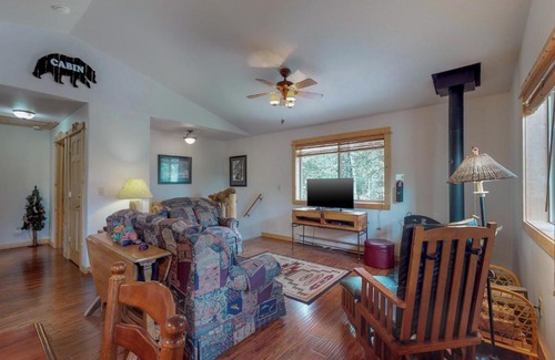 Florissant House | Little Bear Retreat