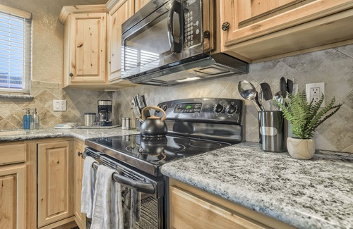 Colorado Springs House | Little Bear