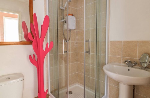 Harleston Cottage | LITTLE BECK COTTAGE, character holiday cottage in Harleston