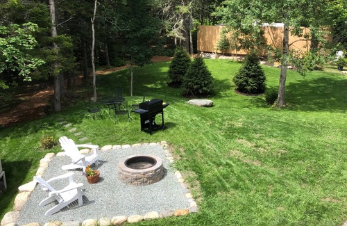 Bass Harbor Cottage | Little Brook Cottage Mount Desert Island “Pet Friendly”