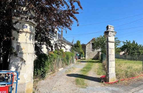 Chatellerault Apartment | Little cottage with garden in Chatellerault