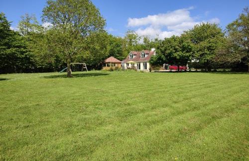 Chichester House | Little Fisher Farm - Farm-View Retreat
