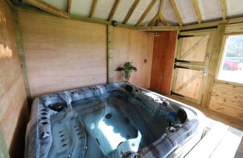 Chichester House | Little Fisher Farm - Farm-View Retreat