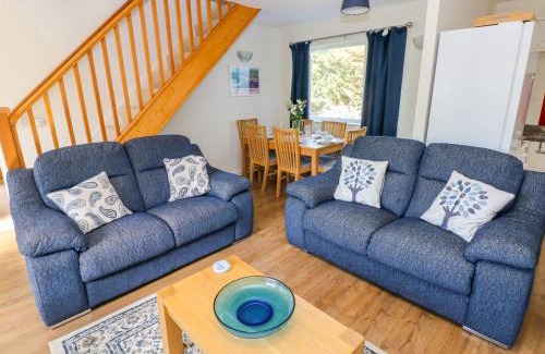 Carew Newton House | Little Freestone