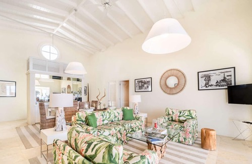 Clinketts Villa | Little Good Harbour (2/3 Rooms)