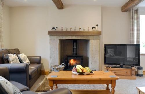 Cowling House | Little Grans Cottage