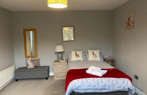 Woodhall Spa House | Little Hare Lodge - Spacious 2 bedroom attached bungalow