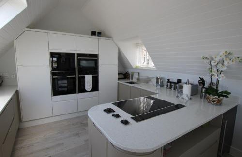 Mudeford House | Little Haven