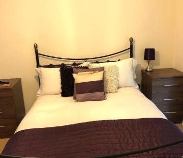 Maidstone Apartment | Little Hermitage