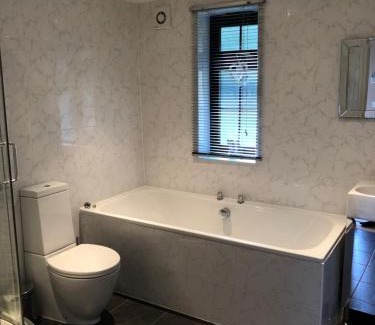Maidstone Apartment | Little Hermitage