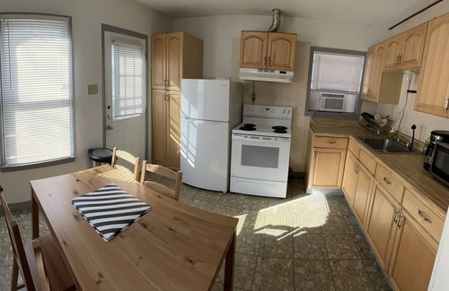 Northwest Los Angeles Heights House | Little house 6 mins from Downtown San Antonio