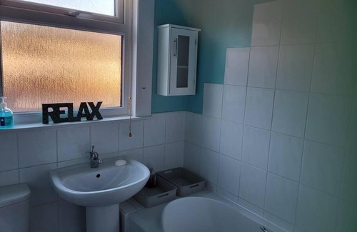 Birkenhead Apartment | Little house by the park