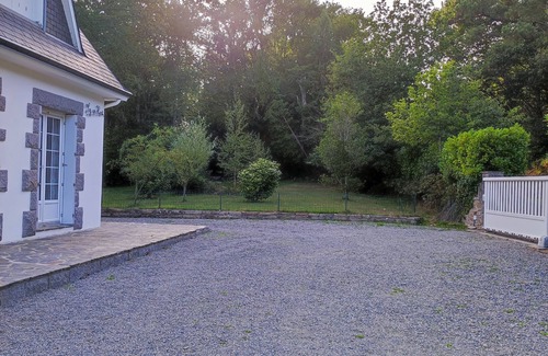 Clohars-Fouesnant House | Little house in the forest Ty ar hoat