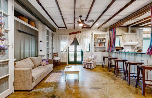 Green Hills House | Little House Nashville - Guest House