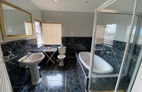 Jeffreys Bay House | Little House on Supers