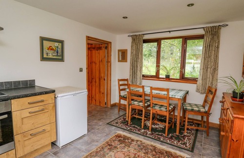 Llanboidy Cottage | LITTLE HOUSE, pet friendly, character holiday cottage in Llanboidy