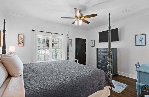 Washington Hotel | Little Inn on Main 214 West Main Street