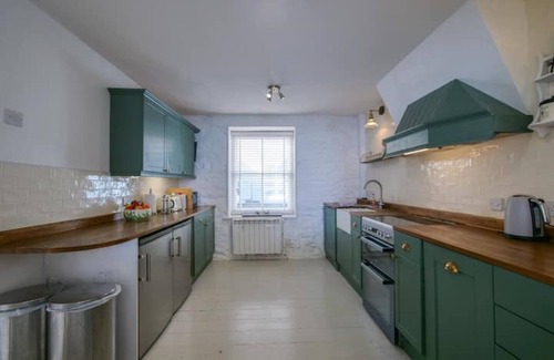 Kingsand Cottage | Little Islet - a fabulous cottage on the sea