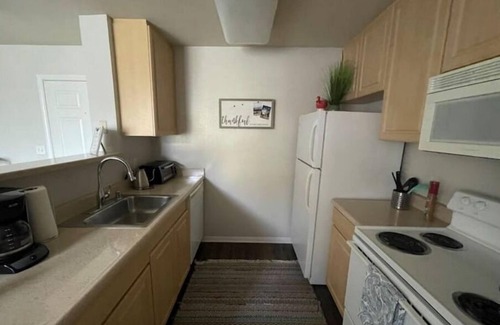 Little Italy Apartment | Little Italy 1 BDR - Cozy & Stylishn