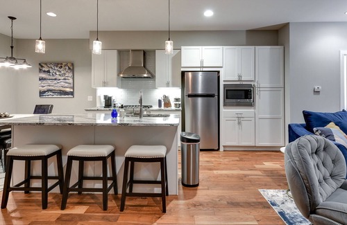 Dahlman House | Little Italy LUXE Row Home w/rooftop patio breathtaking views & all the extras