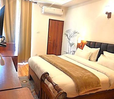 Kangra Hotel | Little Mastiff Dharamshala Airport