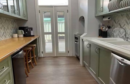 Dubbo Cottage | Little Nest Stays Dubbo