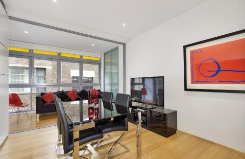 Darlinghurst Apartment | Little New York on Riley - Executive 1BR Darlinghurst Apartment with New York Laneway Feel