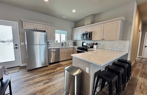Pinedale House | Little Peaks