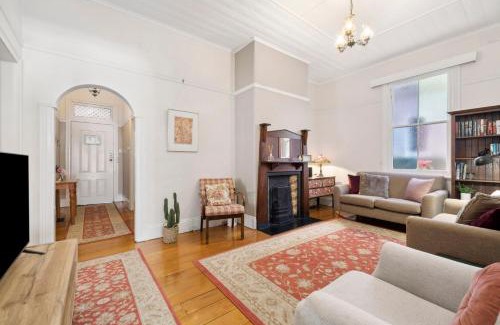 Leura House | Little Pomander