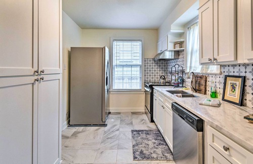Midtown Cottage | Little Rock Home ~ 5 Mi to Downtown!
