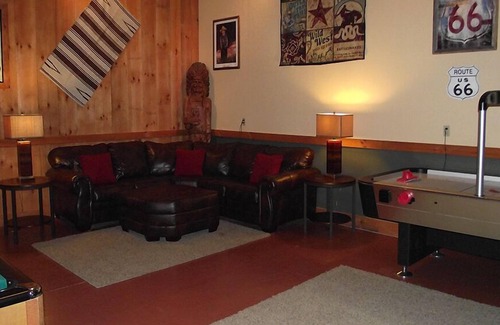 Bladensburg House | Little Rock Lodge - 8300 Sq Feet Of Rustic Elegance On Over 200 acres!
