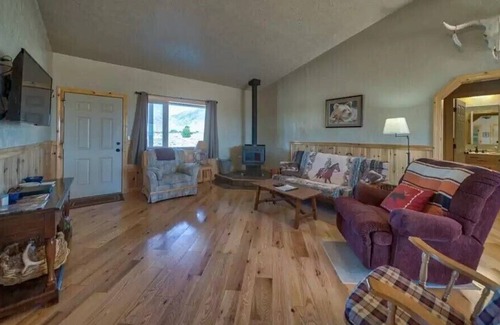 Clark House | Little Rocky Creek Cabin, modern amenities/wide-open Wyoming countryside/beautiful mountain views