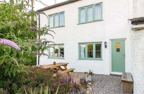 Mathry House | Little Roost