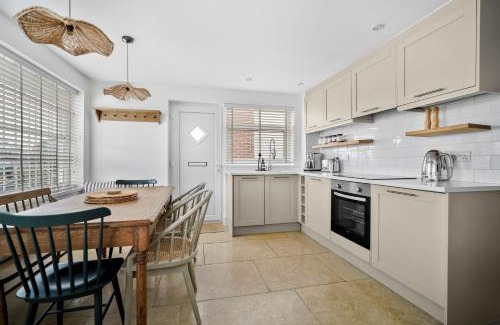 Rhosneigr House | Little Sandy House, Rhosneigr