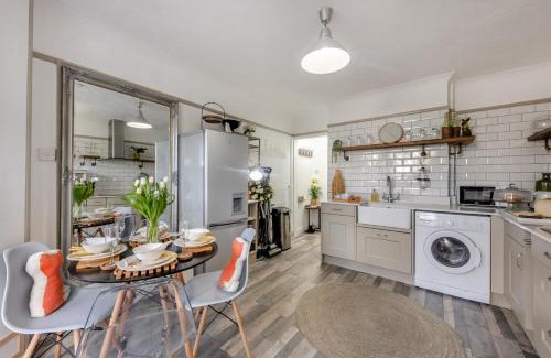 Bucks Mills House | Little Seacroft