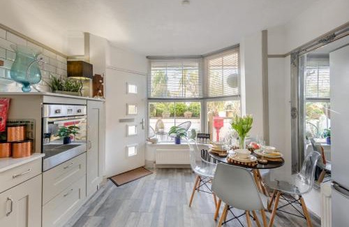Bucks Mills House | Little Seacroft